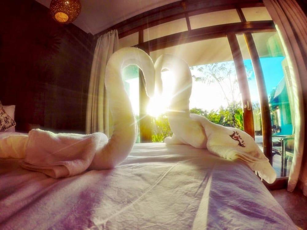 Ruean Thai Nai Bang By Pansak Resort Surat Thani Exterior foto